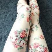 Vintage Rose Pattern Leggings